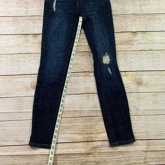 Life in Progress Skinny Distressed Jean - Picture 6 of 6